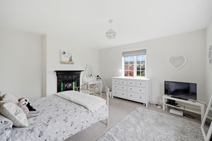 Guest bedroom- click for photo gallery